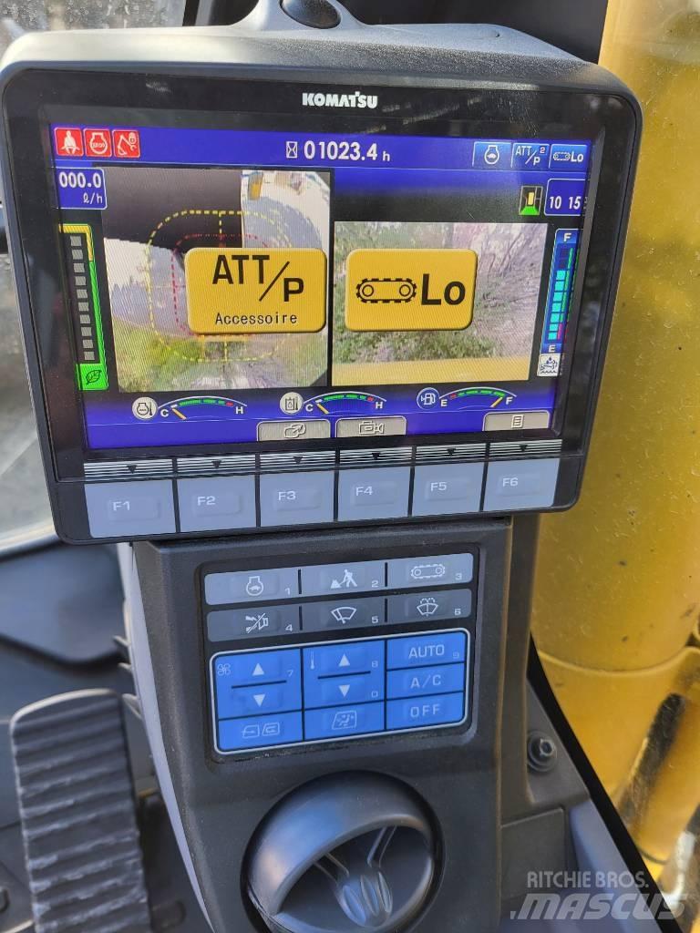 Komatsu PC210LC-11 履带挖掘机