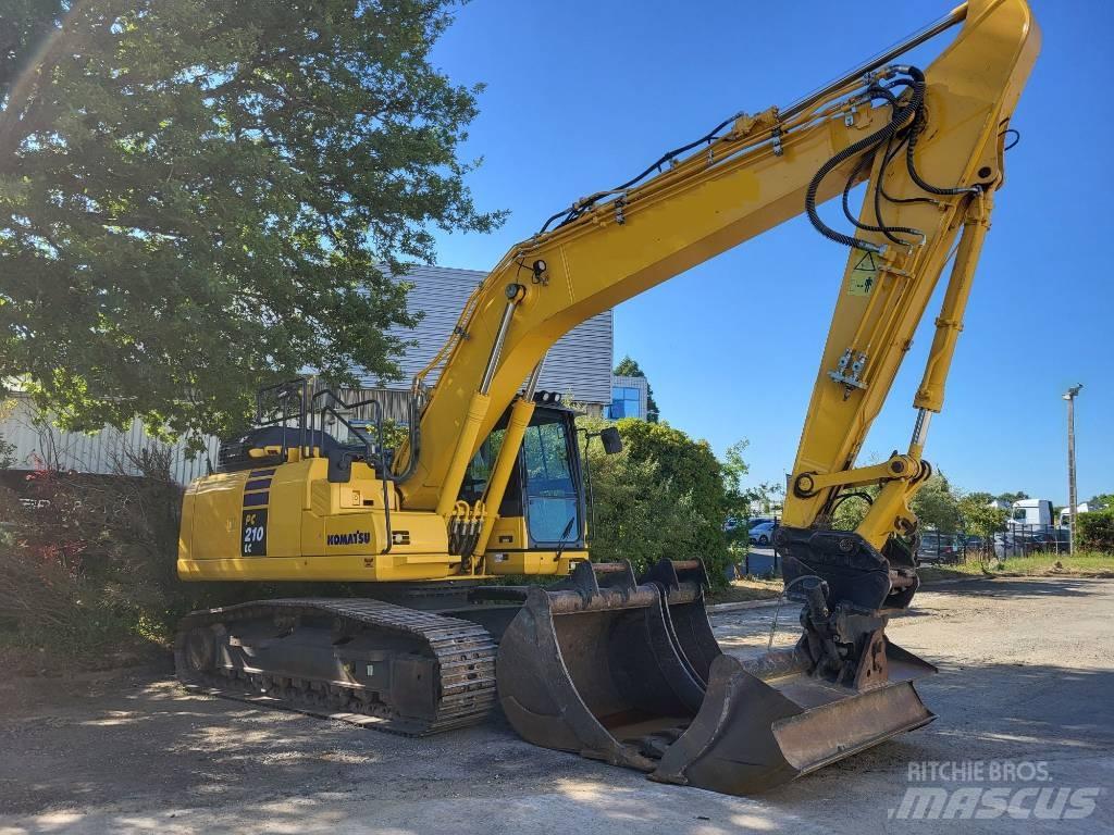 Komatsu PC210LC-11 履带挖掘机