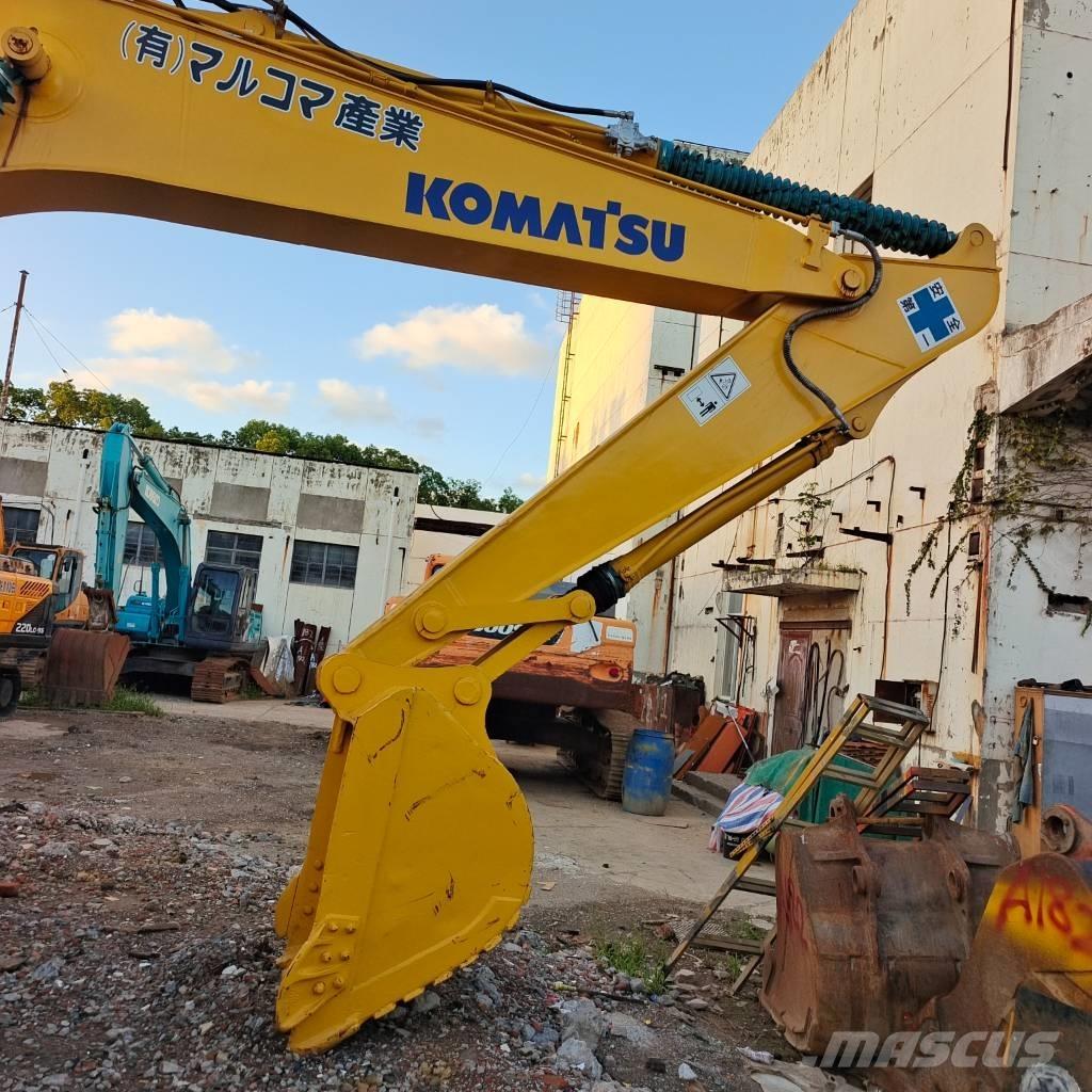 Komatsu PC 200 履带挖掘机