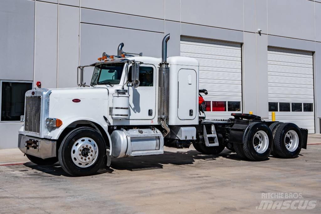 Peterbilt 379 牵引车