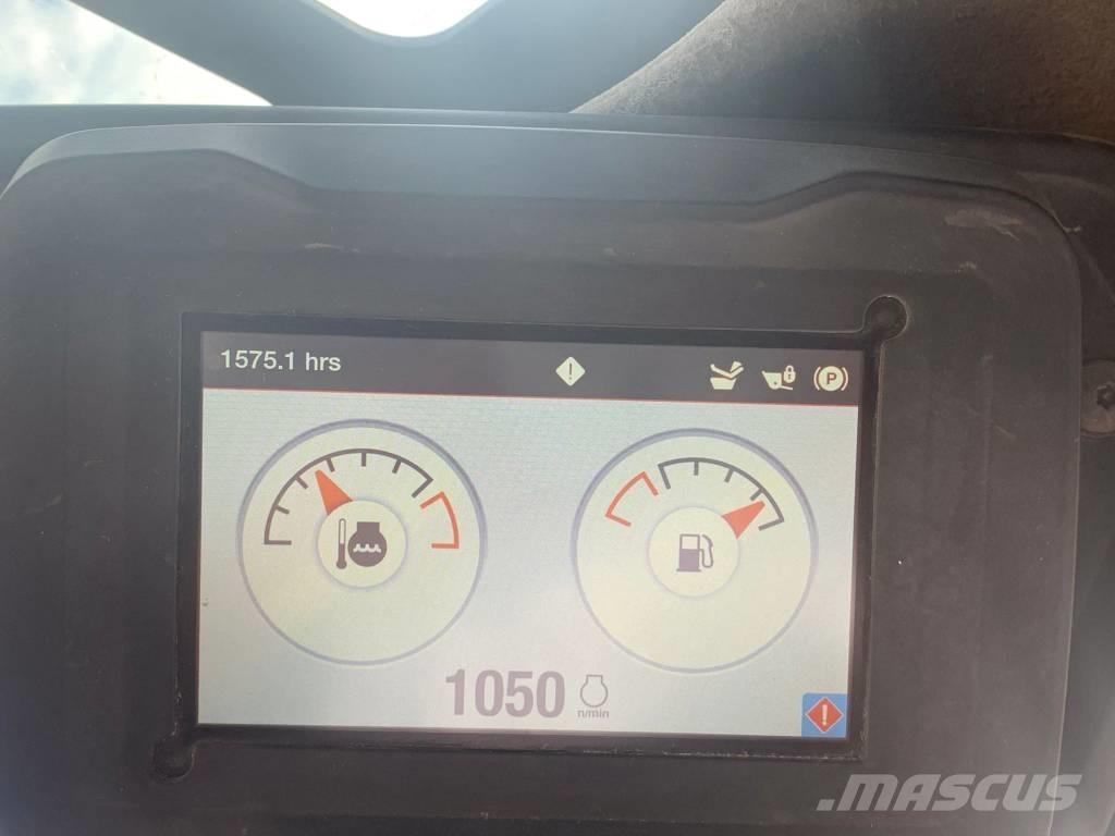 Bobcat S 76 滑移装载机