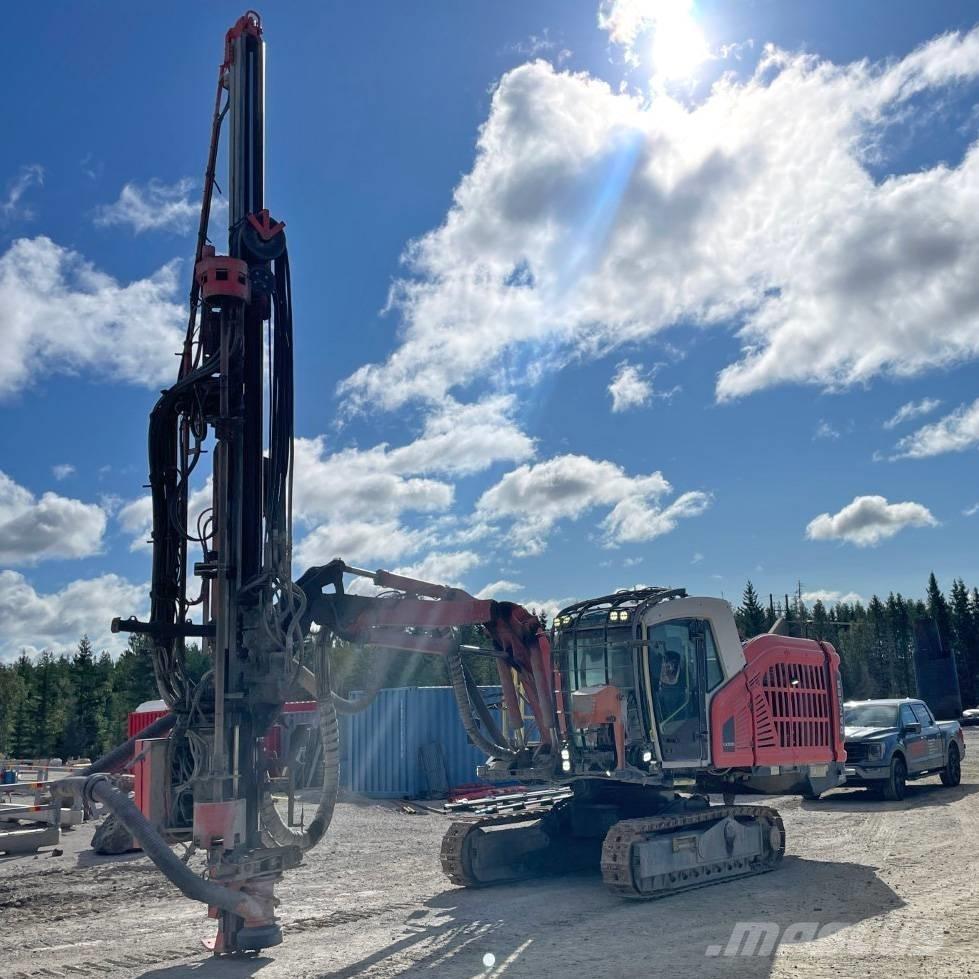 Sandvik DX800i 钻孔机