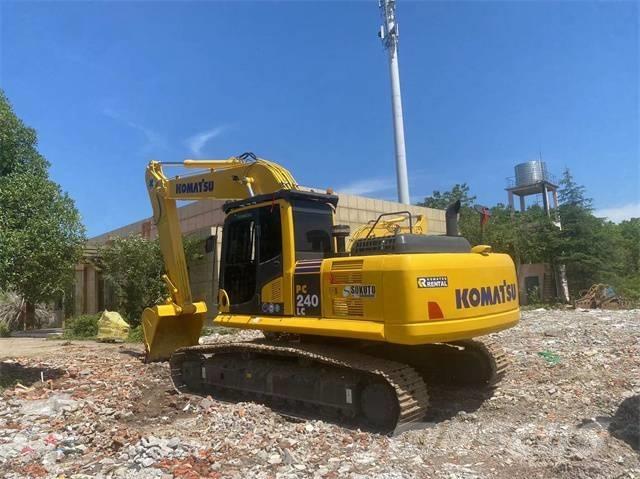 Komatsu PC 240 履带挖掘机