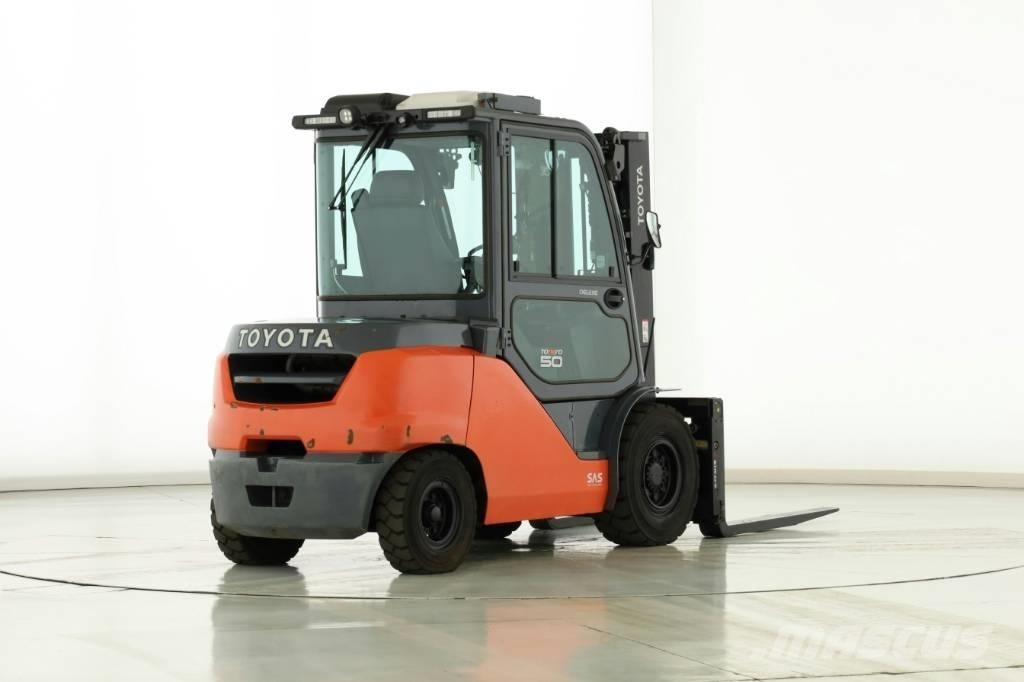 Toyota 40-8-FD-50-N 柴油叉车