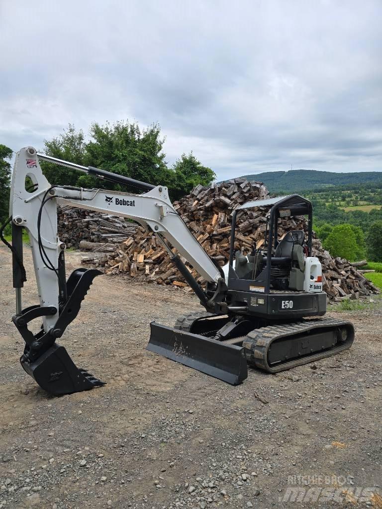 Bobcat E 50 小型挖掘机