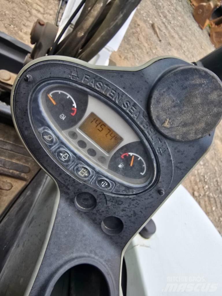 Bobcat E 50 小型挖掘机