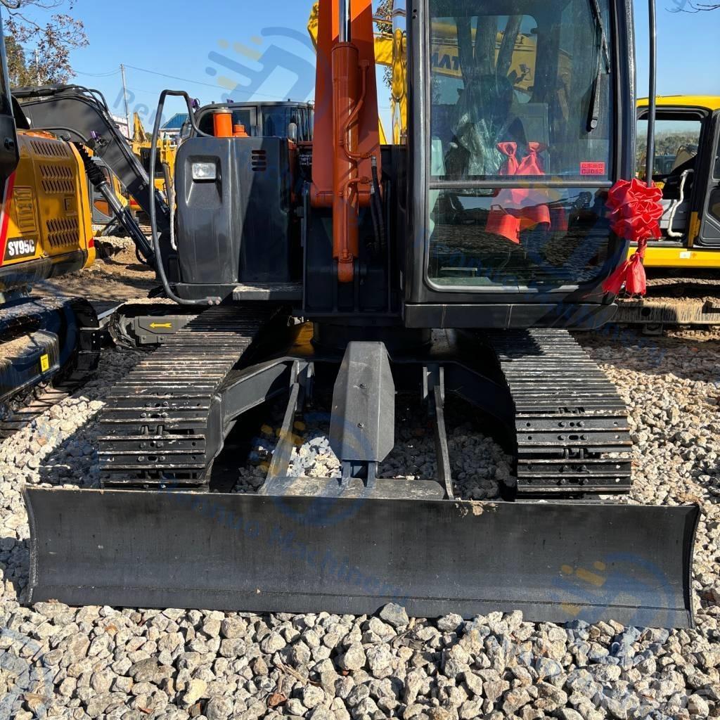 Hitachi ZX70 小型挖掘机