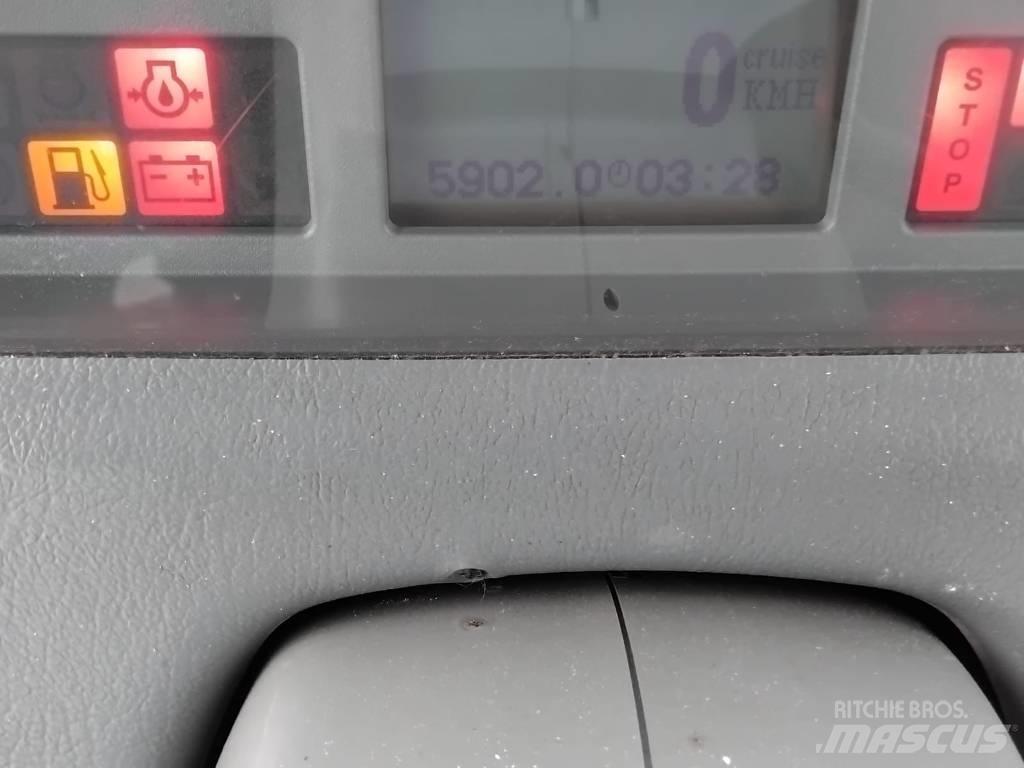 Valtra N 142 D 拖拉机/农用车