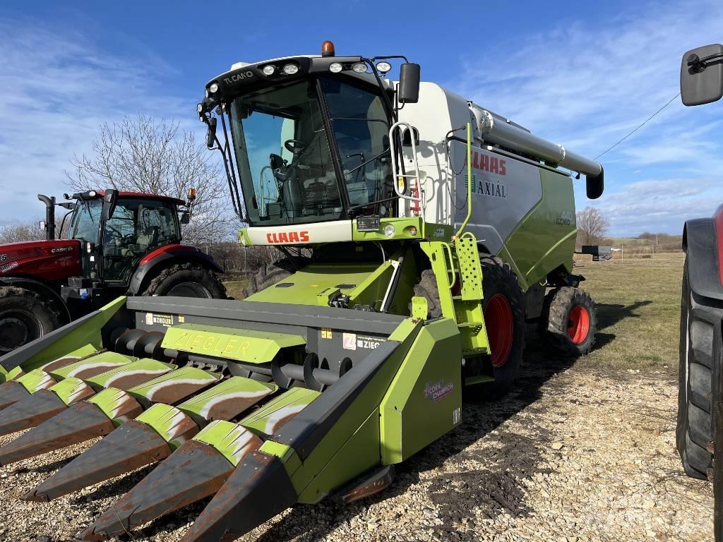 CLAAS Tucano 440 联合收割机