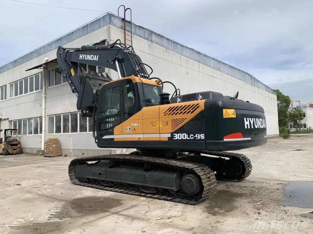 Hyundai R300LC-9S 履带挖掘机