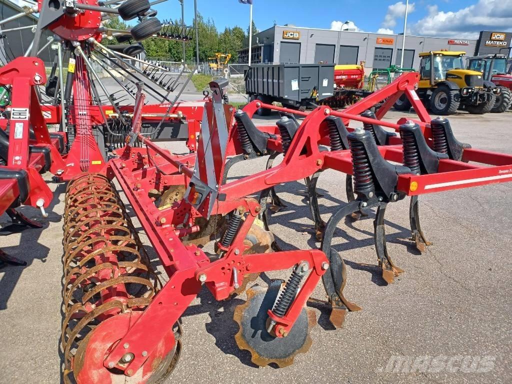 Horsch Terrano 3 FX 手扶中耕机