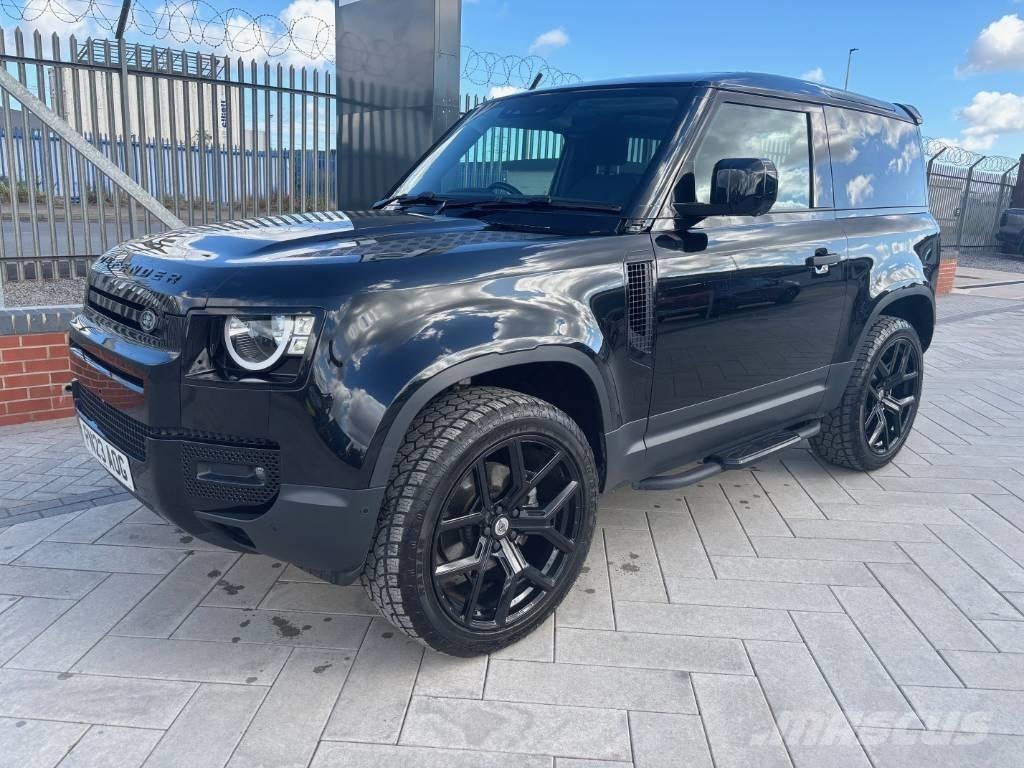 Land Rover Defender 大型面包车