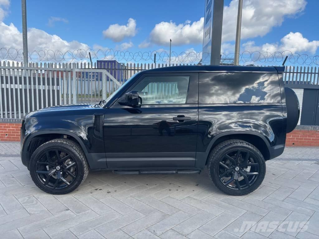 Land Rover Defender 大型面包车