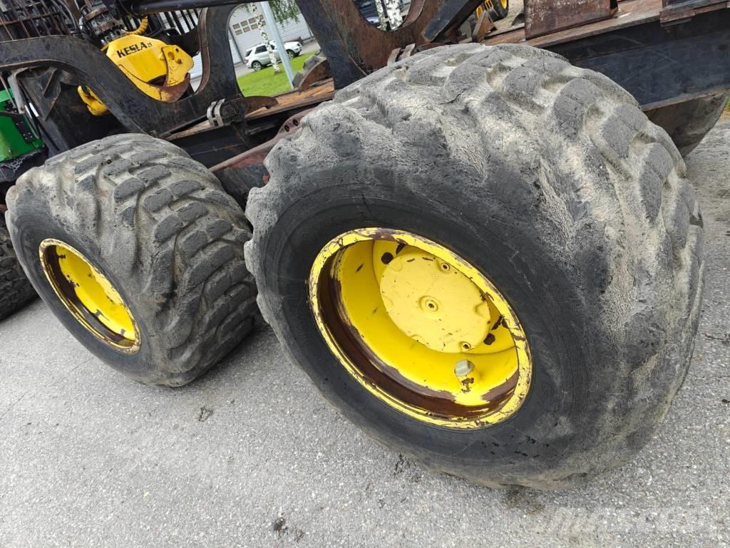 John Deere 1210 E 收割机