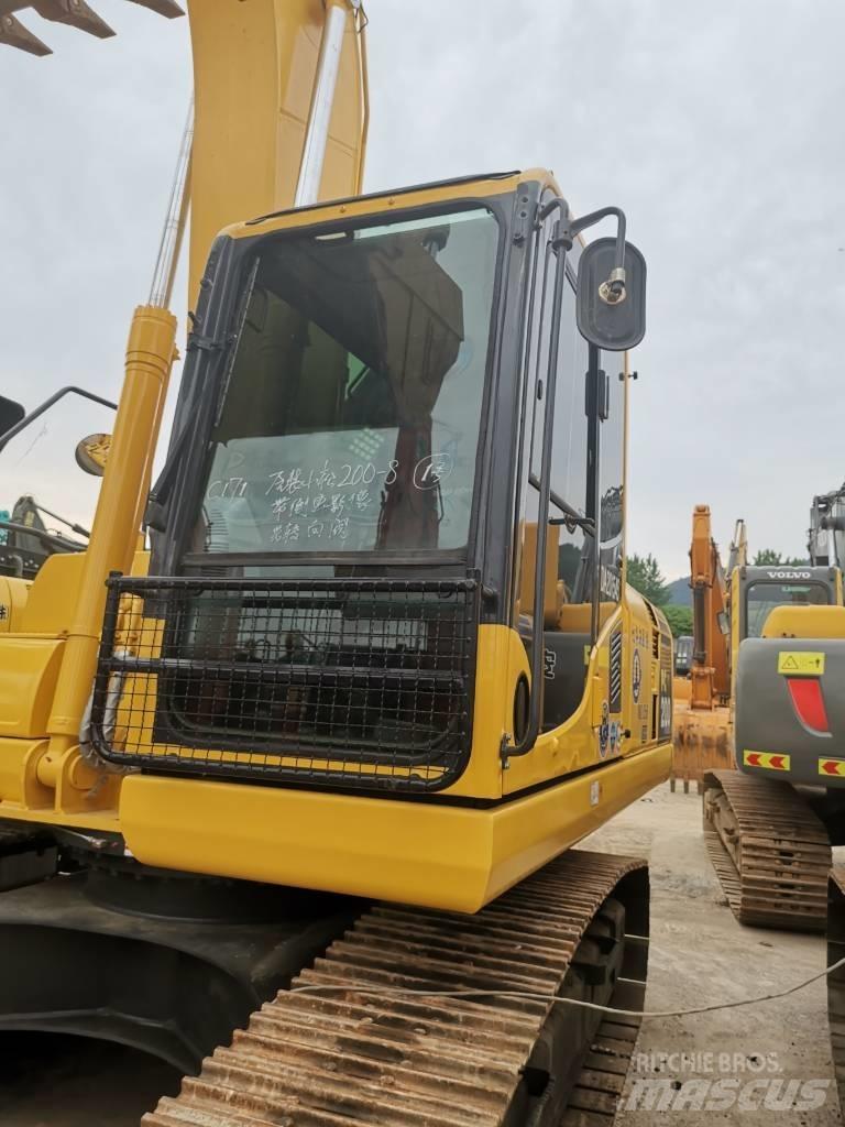 Komatsu PC 200 LC-8 履带挖掘机