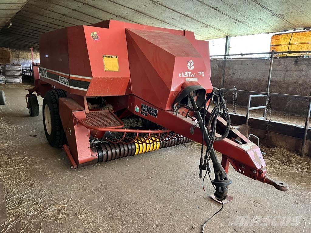 Hesston 4600 方捆打捆机