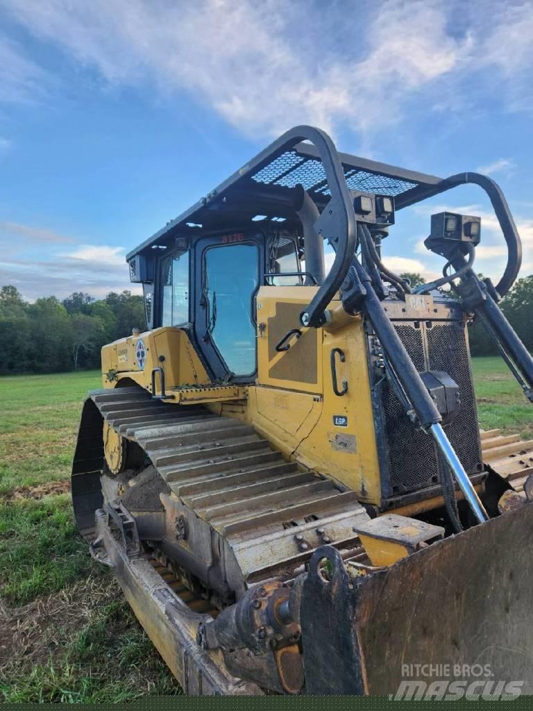 CAT D 6 履带式推土机