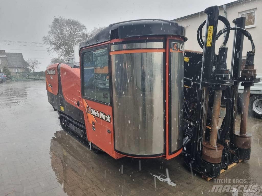 Ditch Witch JT 30 水平定向钻井设备
