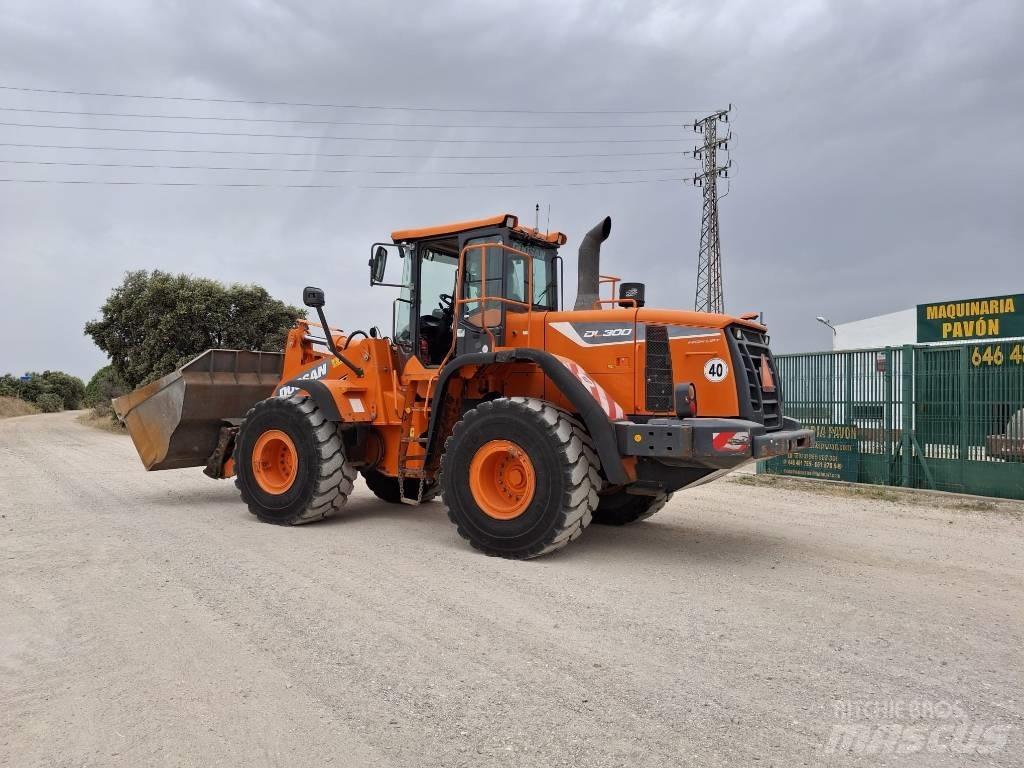 Doosan DL 300-5 轮式装载机