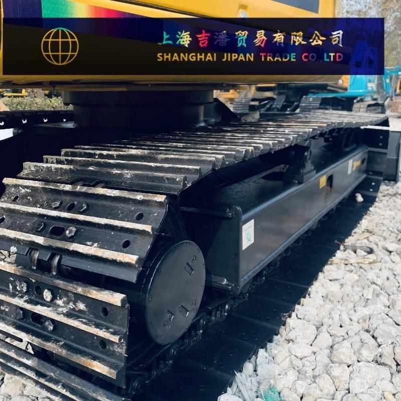 Komatsu PC 70 小型挖掘机