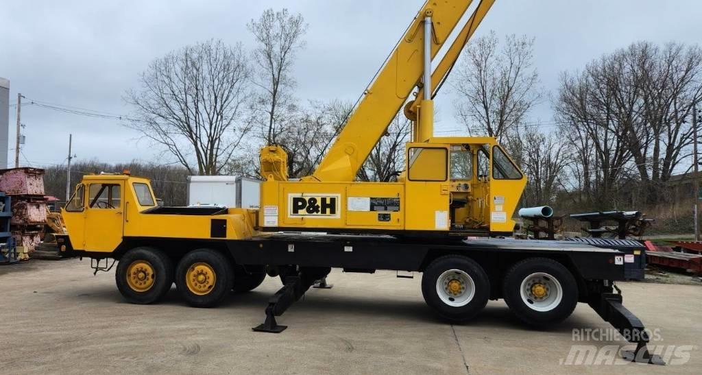 P&H T300A 履带起重机