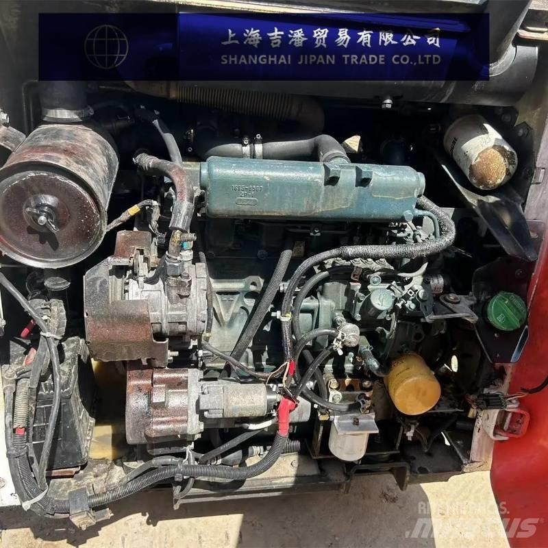 Bobcat S 185 滑移装载机