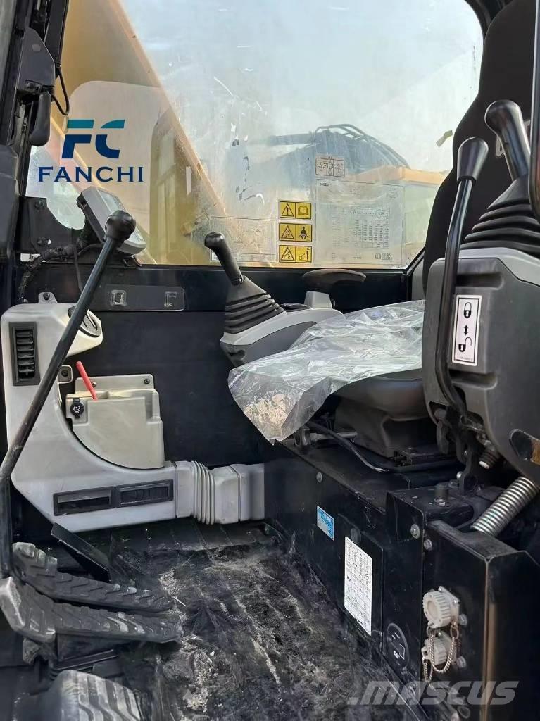 CAT 308 E 2 CR 中型挖掘机