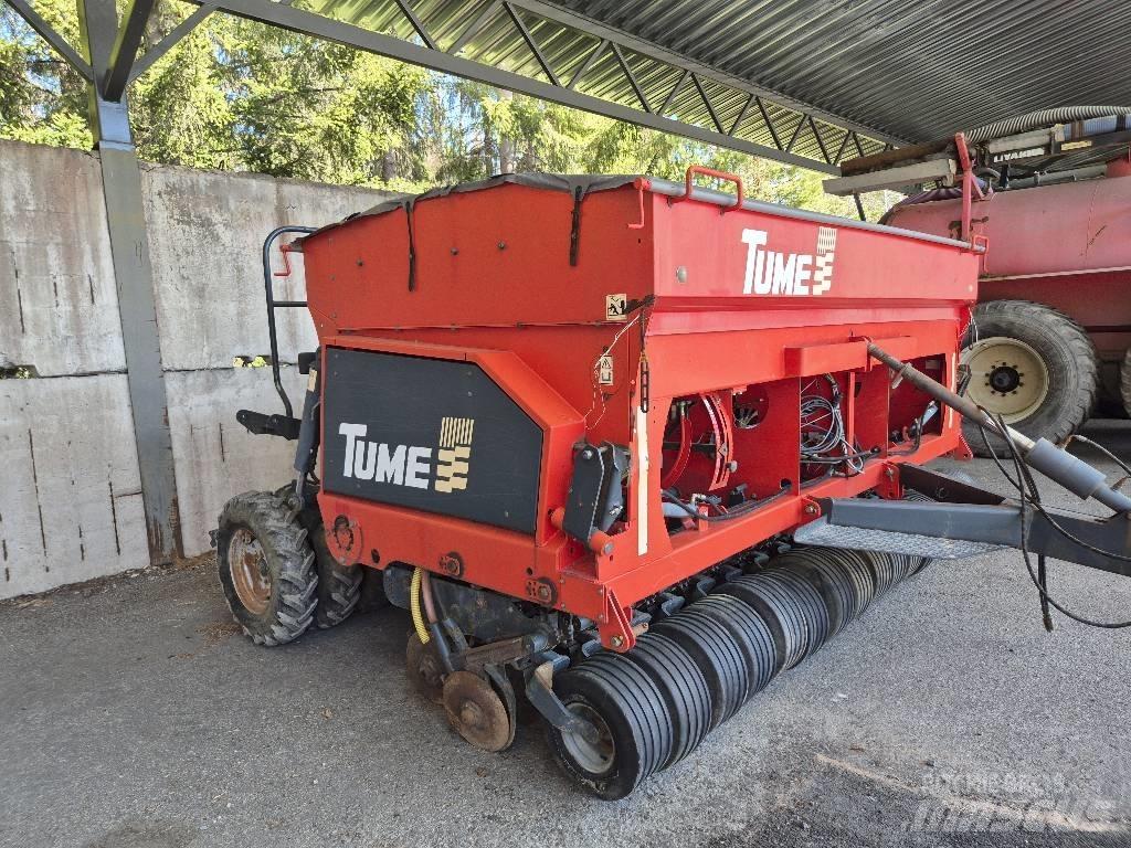 Tume Nova Combi 4000 水肥车