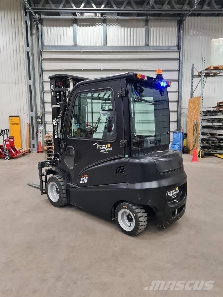 Hangcha CPD35-AC4 电动叉车