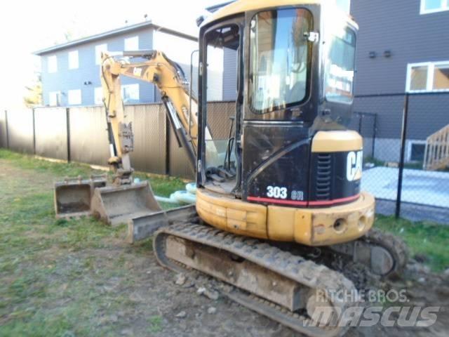 CAT 303 CR 小型挖掘机
