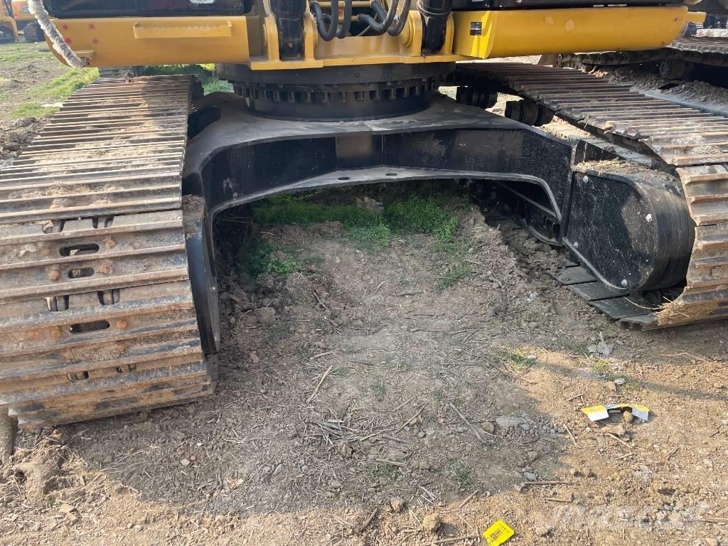 CAT 329 履带挖掘机