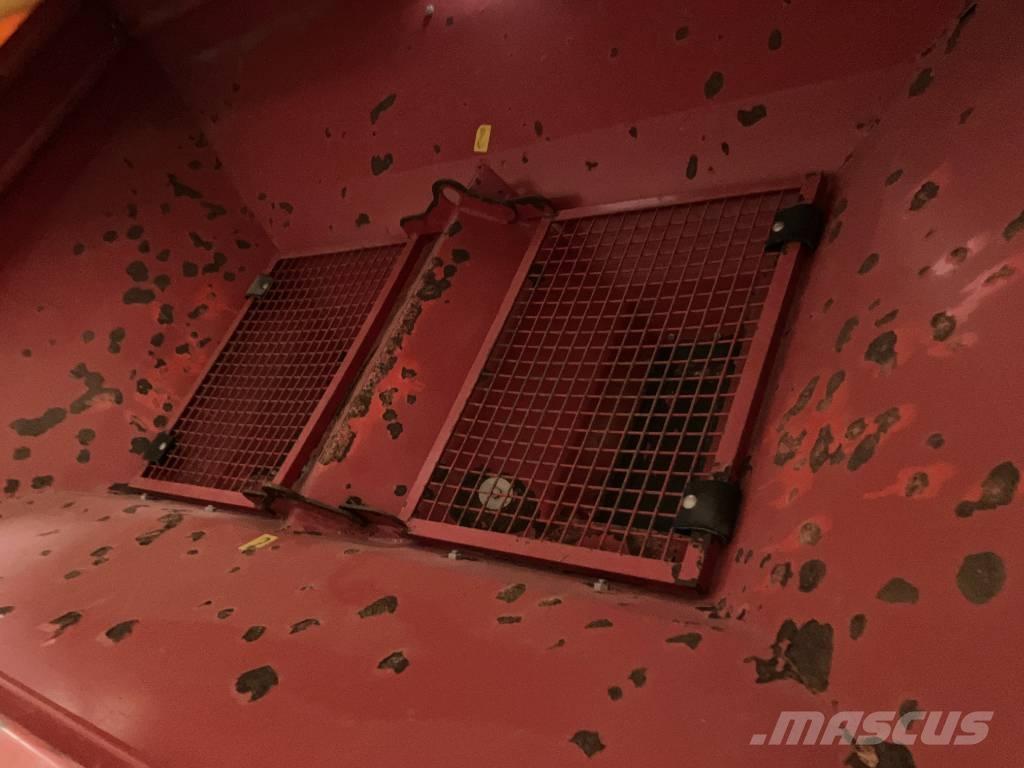 Bredal B2XL 撒肥机