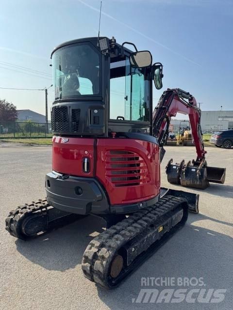 Yanmar Vio 38-6 小型挖掘机