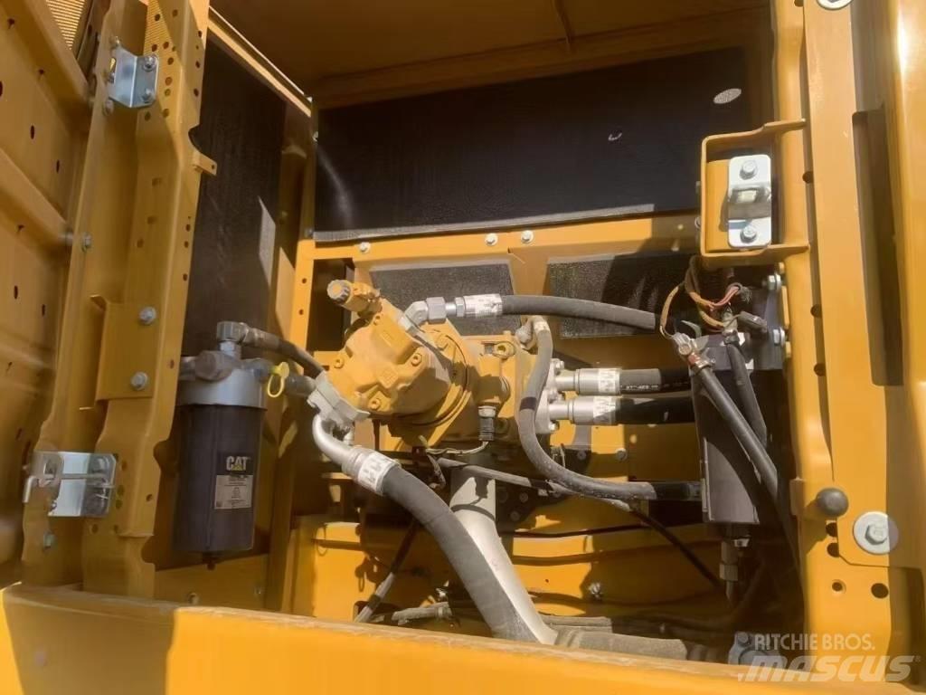 CAT 345GC 履带挖掘机