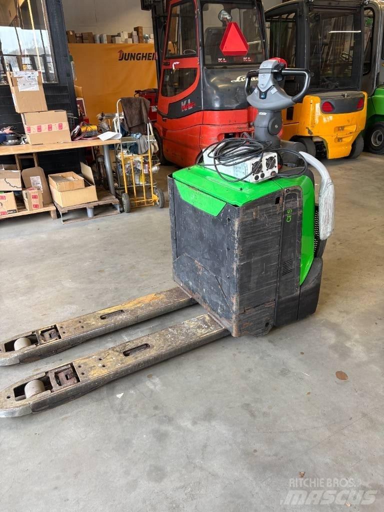 Cesab P 320 电动搬运车