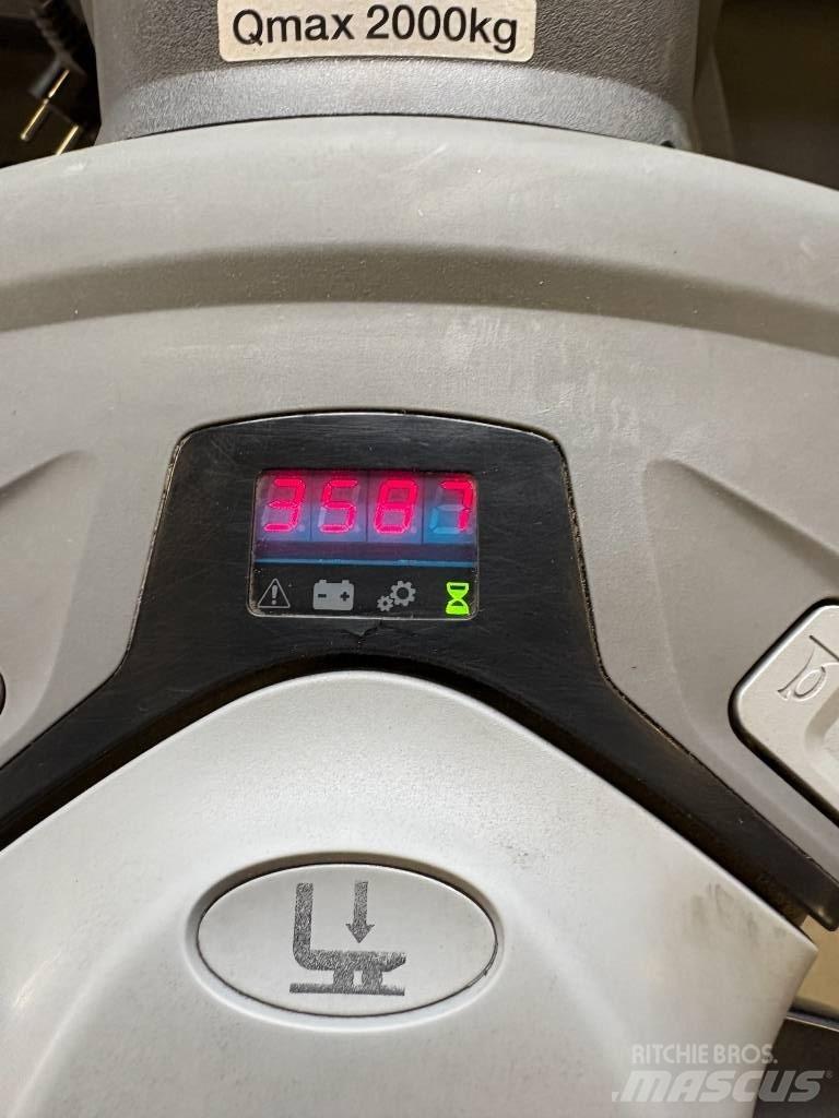 Cesab P 320 电动搬运车