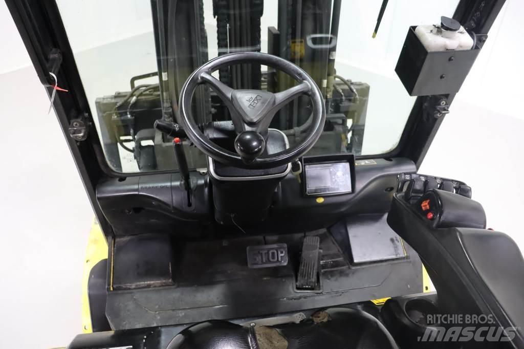 Hyundai 45B-9 电动叉车