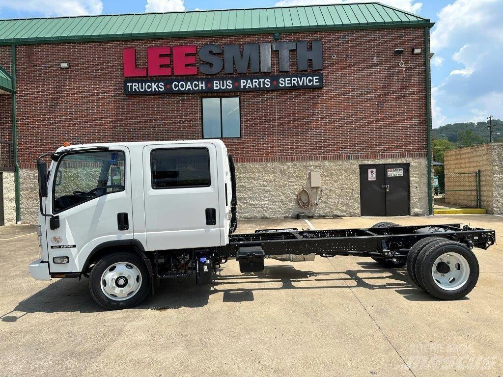 Isuzu NRR 平板车