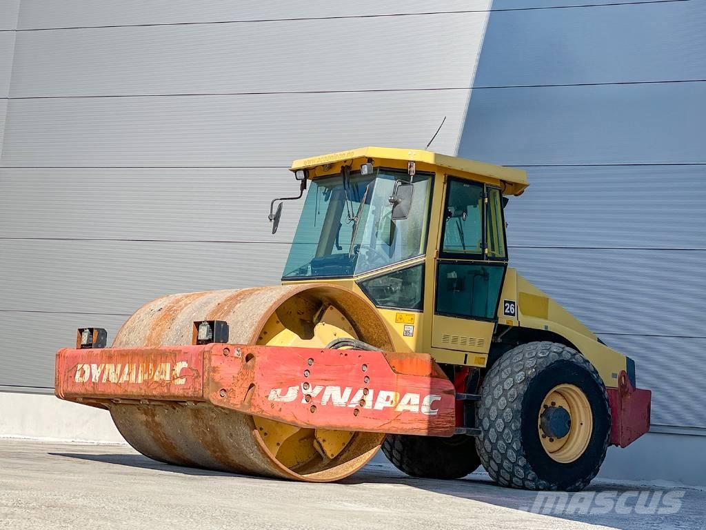 Dynapac CA302D 单轮压路机