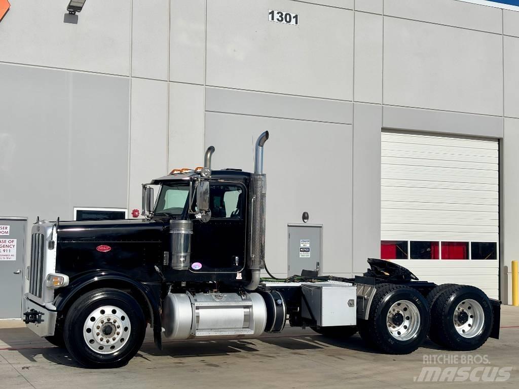 Peterbilt 389 牵引车