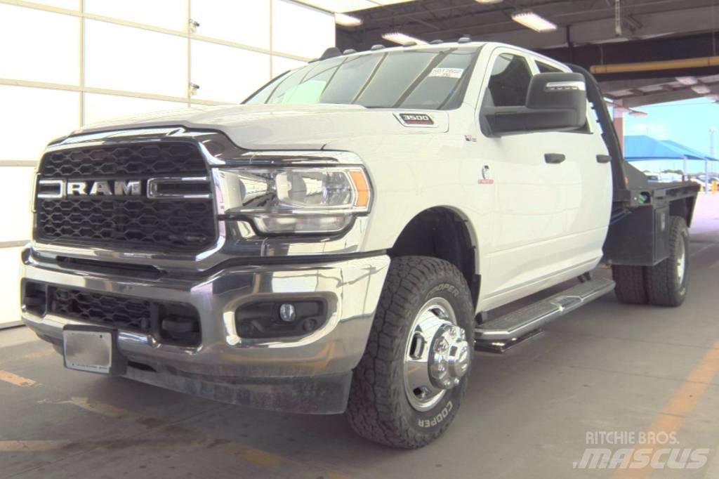 RAM 3500 TRADESMAN 平板栏板货车