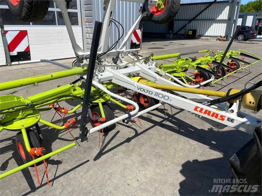 CLAAS Volto 1100T 犁耙和摊草机