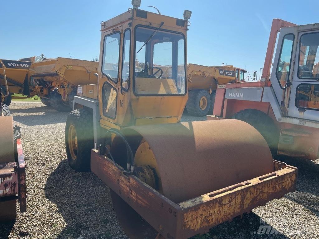 Bomag BW172 单轮压路机
