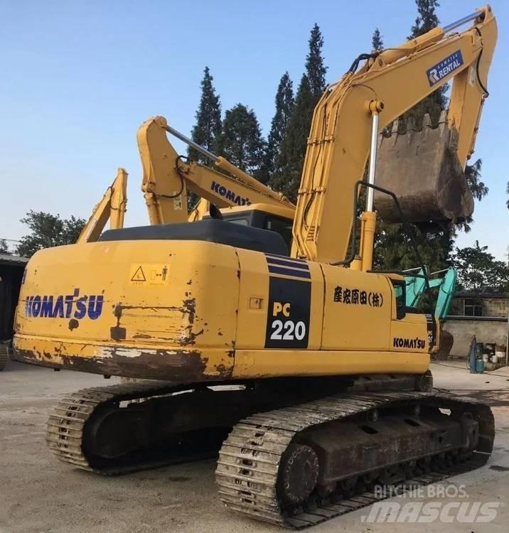 Komatsu pc220-7 履带挖掘机