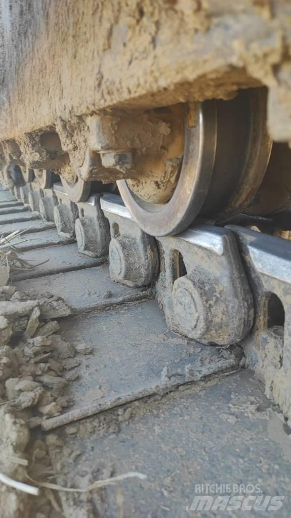 CAT D 6 R 履带式推土机