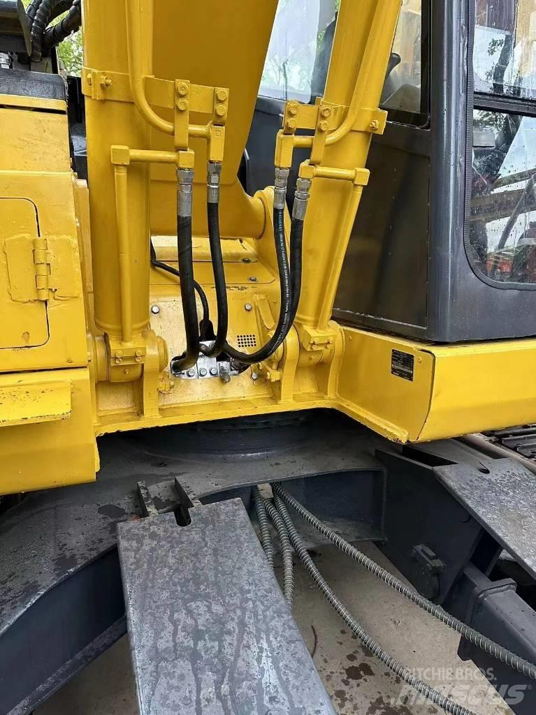 Komatsu PC 128US-2EO 履带挖掘机