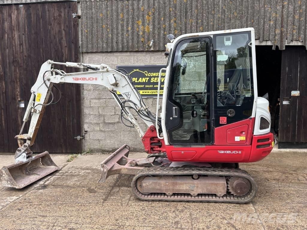 Takeuchi TB 230 小型挖掘机
