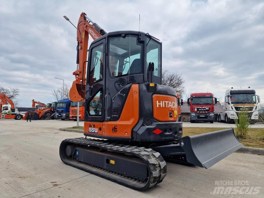 Hitachi ZX55U-6 小型挖掘机