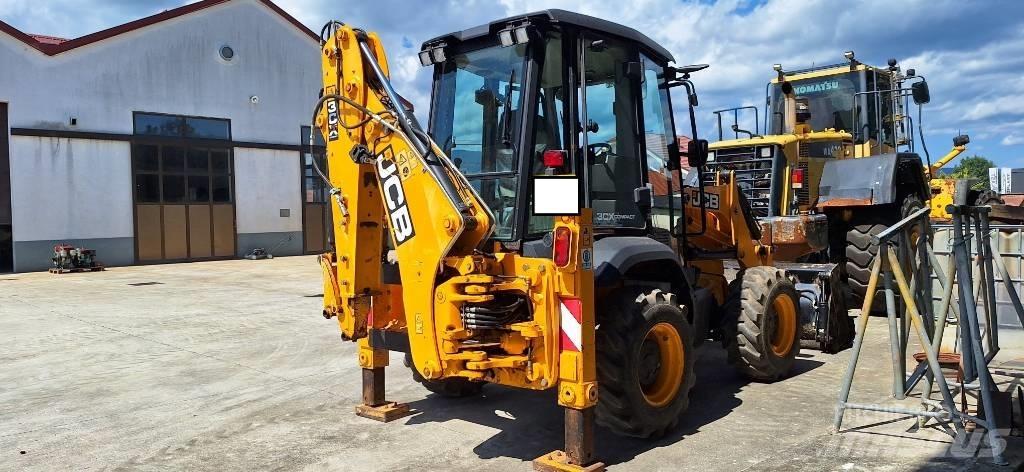 JCB 3CX COMPACT 反铲装载机
