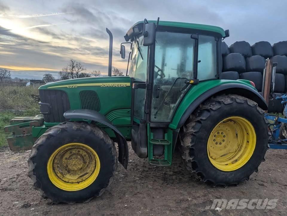 John Deere 6220 SE 拖拉机/农用车